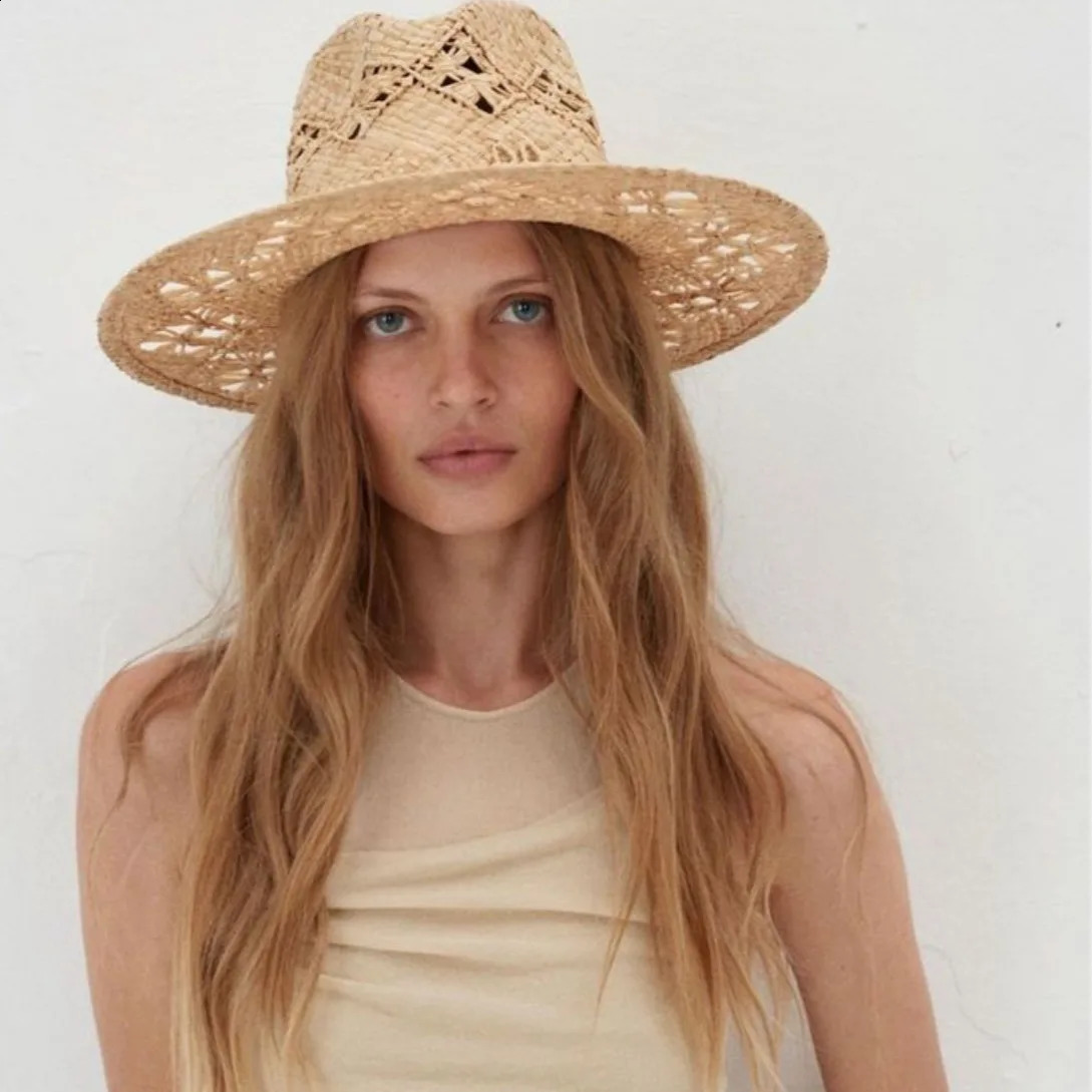 er Series Letter Raffia Straw Hat with Pointed Hollow Sunshade Straw Beach Sun Hat 250303