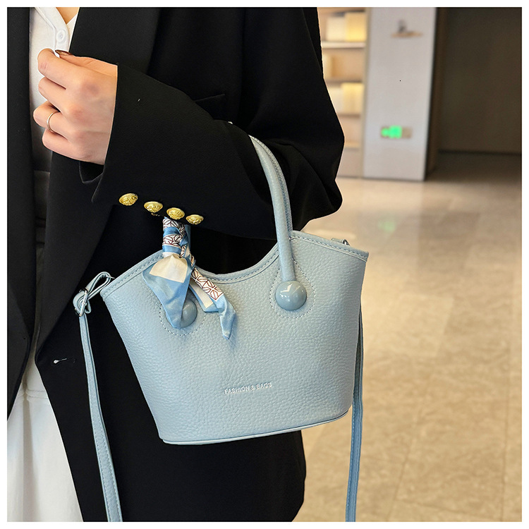 Korean Version Of Niche Fashion Women's Handbag 2025 New Fashion Scarf Bucket Multifunctional Shoulder Crossbody Bag