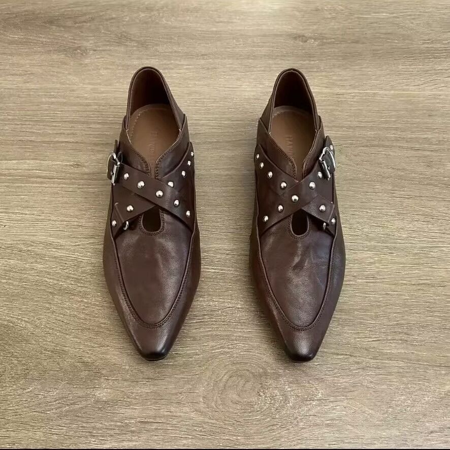 High end genuine leather 2025 new model, two in one, niche design, belt buckle, willow nail single shoe, women's flat bottom, Mary Jane