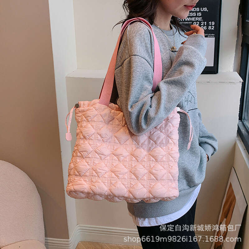 New Korean Fashion Cloud Linggetote Underarm Down Shopping Large Capacity Commuter One Shoulder Women's Bag