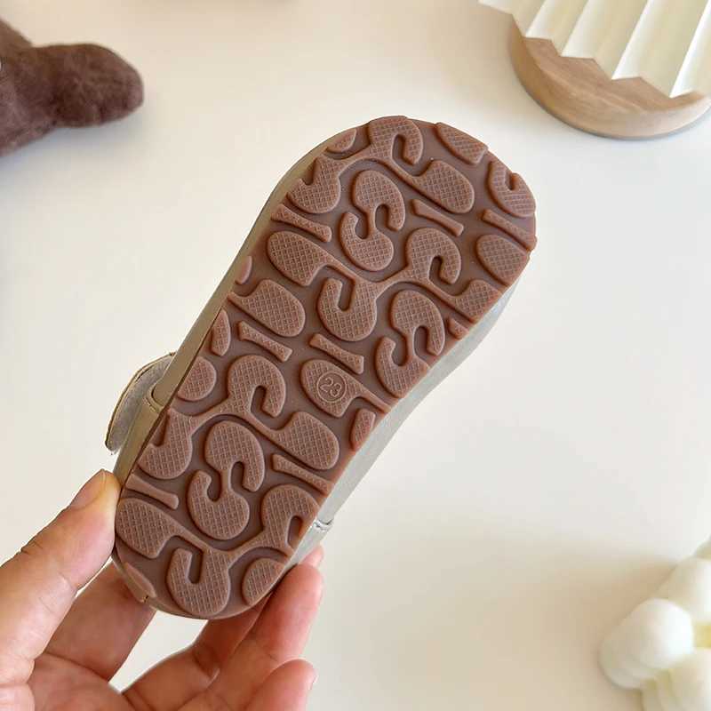 Girls Leather Shoes 2024 Spring Autumn New Soft Sole Small Girls Princess Single Shoes Childrens Performance ShoesT250306