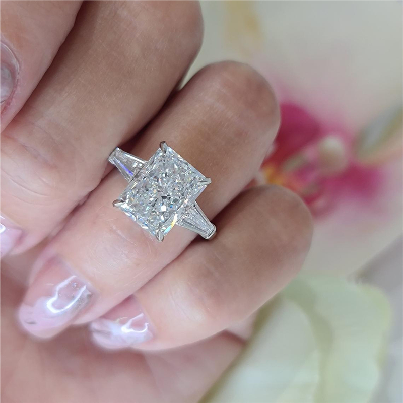 Jewelry 14K Solid Gold Classical Engagement Rings For Women 3.0CT IGI Certificate Radiant Cut Lab Diamond Wedding Gold Two Baguette Real Gold Ring