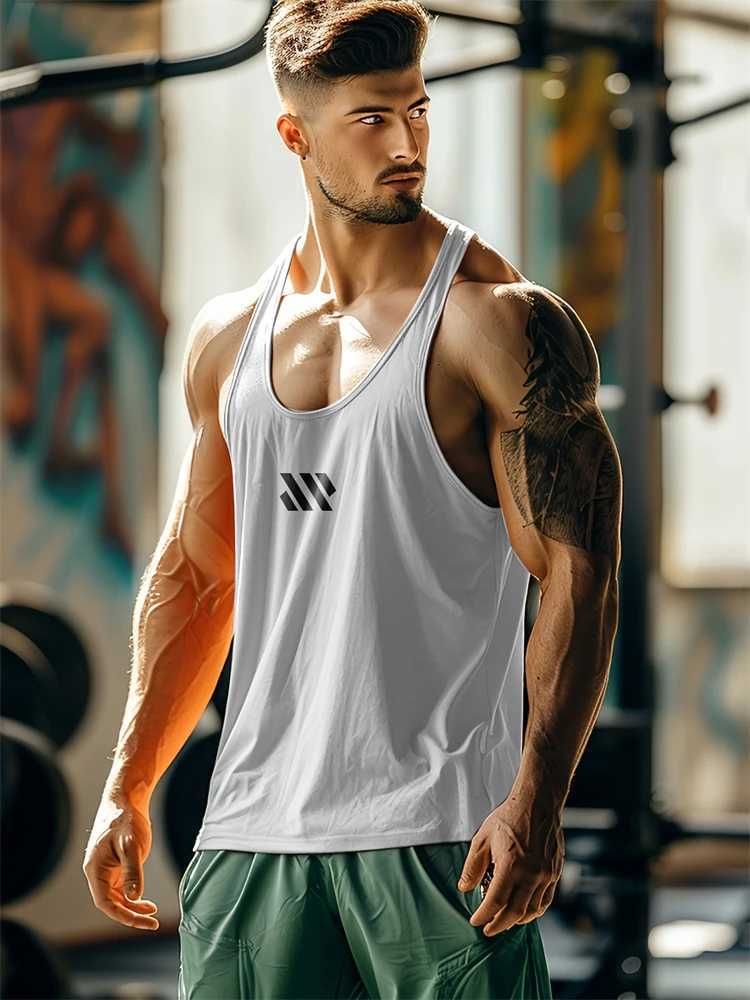 Fitness Mens Sleeveless Tank Top Breathable Comfortable Tank Top Summer New Casual Tank Top Striped Pattern Mens Tank TopT250318