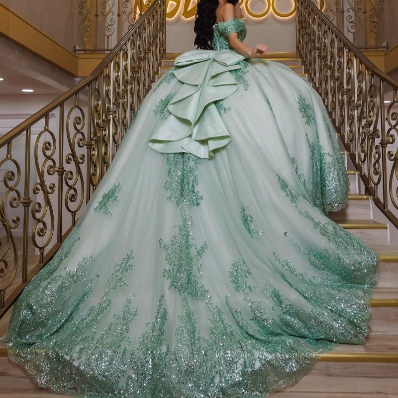 Mint Green Shiny Quinceanera Dress Sequin Applique Lace Beading Tull Princess Ball Gown Sweet 16 Vestidos 15 De XV Anos Party Gown