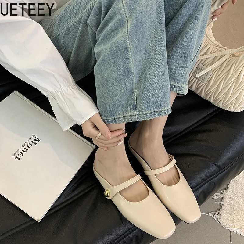 Summer 2025 covered toe puppet slider shoes Fi shallow slider street style flat slider shoes Y250306