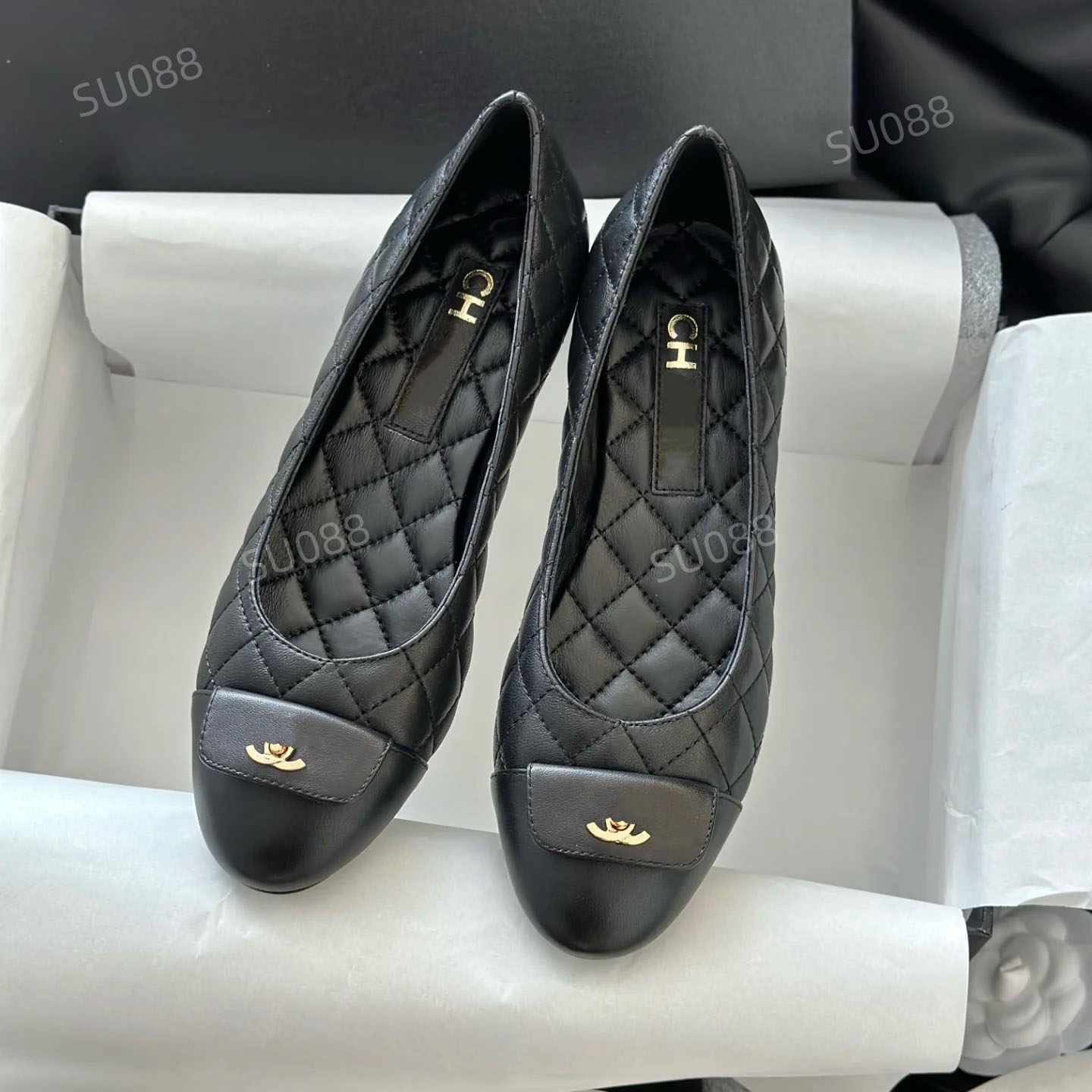 French Parisian designer ballet shoes are made of genuine leather comfortable casual soft flat bottomed quilted leather backpack buckle dance shoes in sizes 35-41