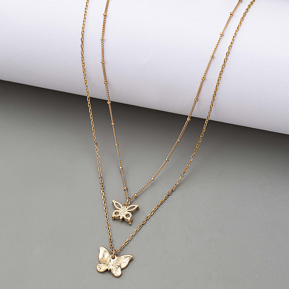 2025 New Fashion Butterfly Fringe Pendant Folding Necklace Small Design Metal Chain Light Luxury Collar for Women