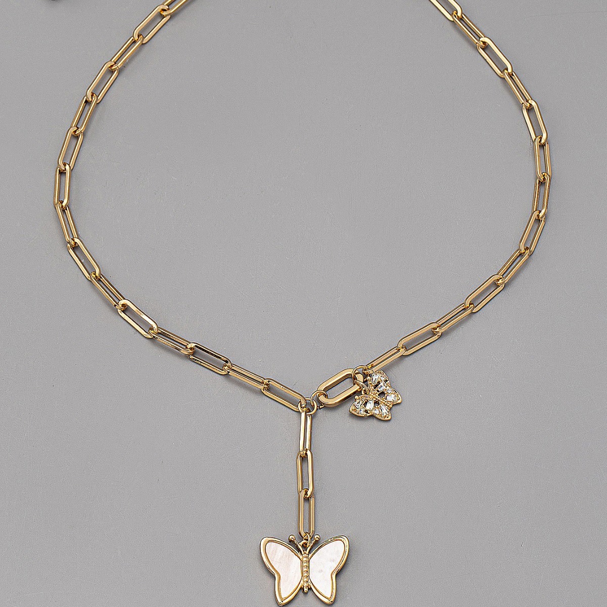 French Retro Butterfly Pendant Fashion Personality Light Luxury Necklace Female Designer Jewelry