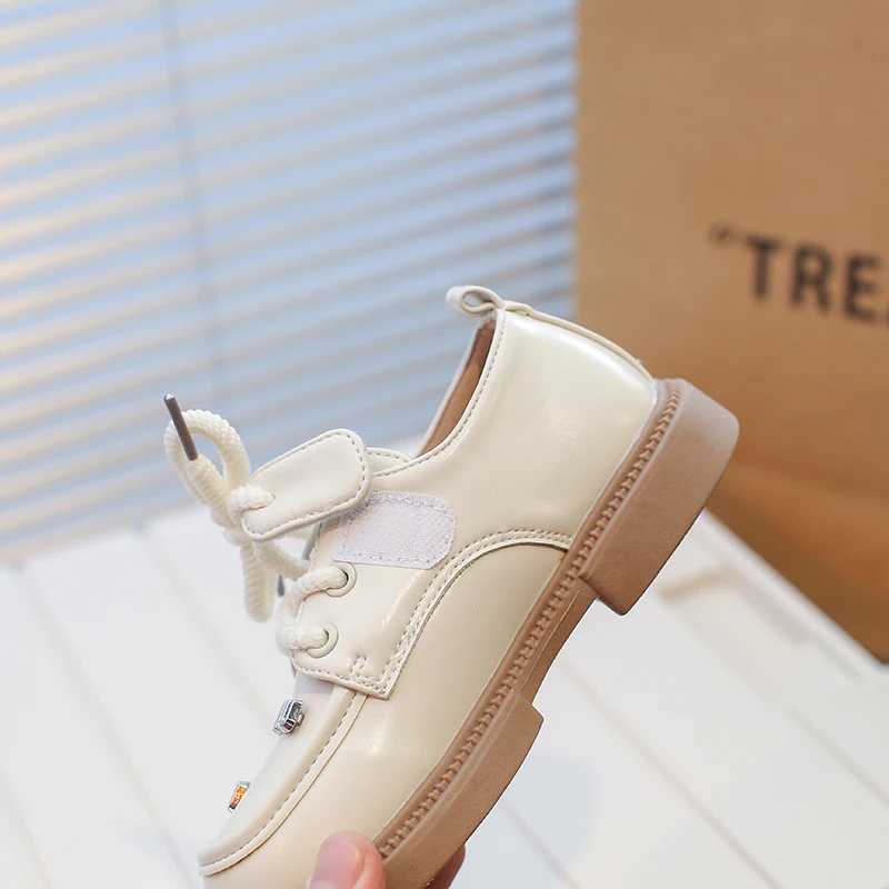 Girls Shoes 2024 Fashion Spring Autumn Kids Children Elegant Pu Leather Princess Soft Rubber Student Street Shoes BabyT250306