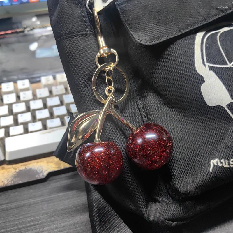 Keychains Red Cherry Bag Charm Keychain Exquisite Elegant Small Fresh Y2K Keyring For Women Backpack Purse Pendant Accessories Gift