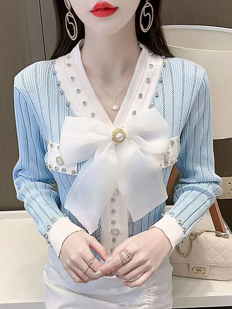 Xiaoxiangfeng Heavy Industry Nail Dia V-Neck Mesh Bow Top Women's And Fashionable Knitted Sweater