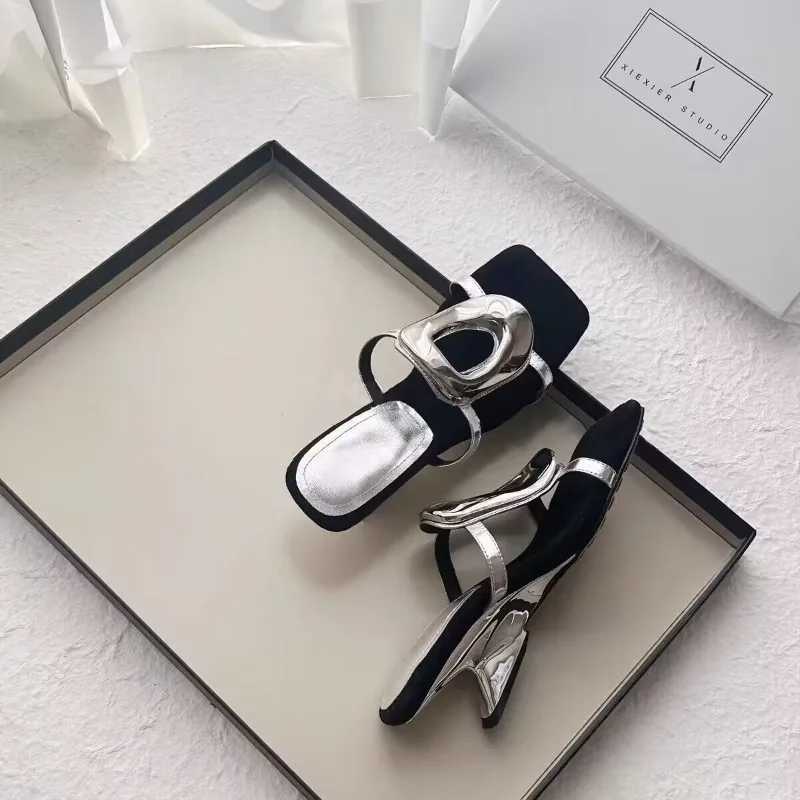 Wens Fi High heeled Slippers Summer New Square Hollow Metal Square Button Sandals Y250306