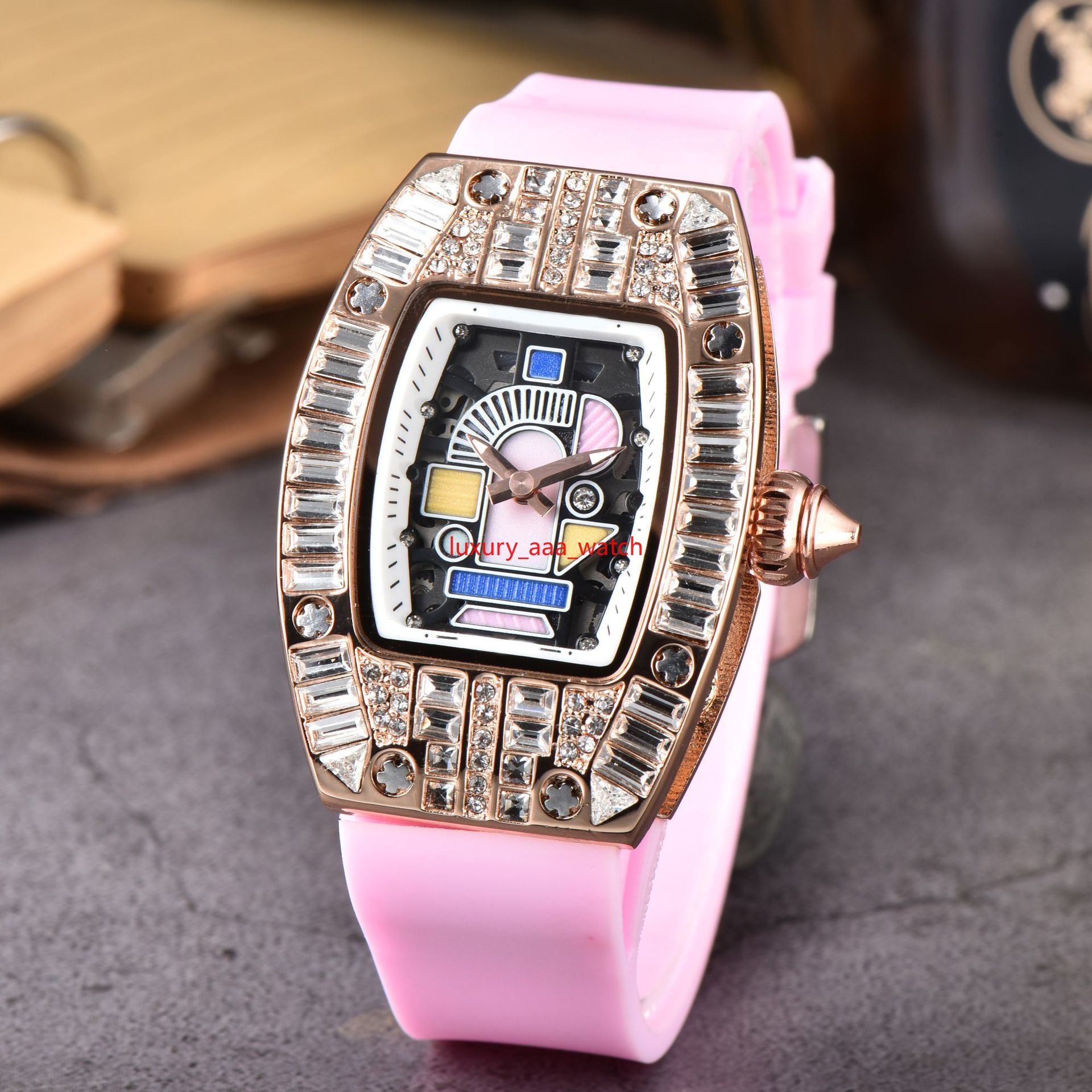 new European and American wind niche quartz watch square full diamond scale women's watch manufacturers spot wholesale