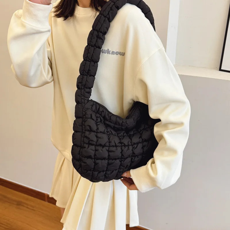 Pleated Cloud Bag Womens Shoulder Bag Large Capacity Bubble Messenger Tote Large Bag 250306