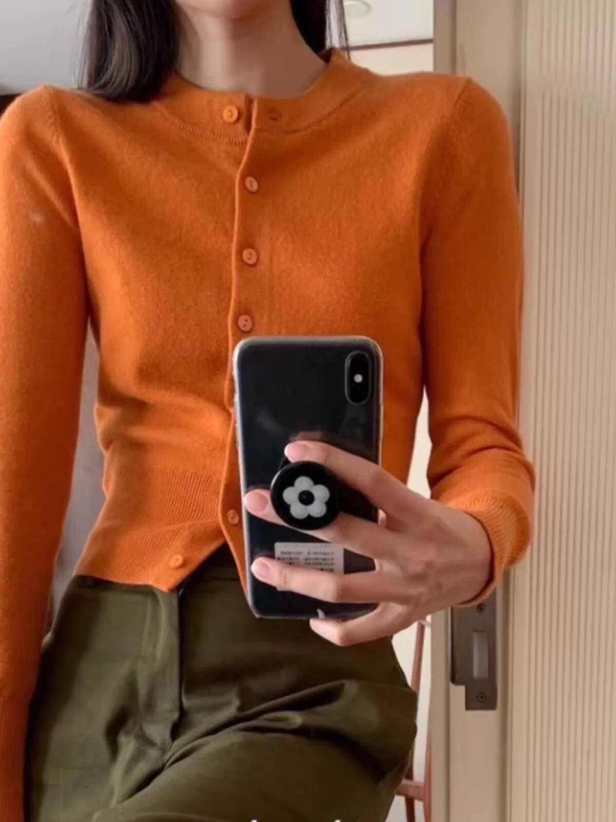 Slim Slim Round Neck Cashmere Knit Cardigan Women's Spring And Autumn Thin Short Sweater Wool Base Coat
