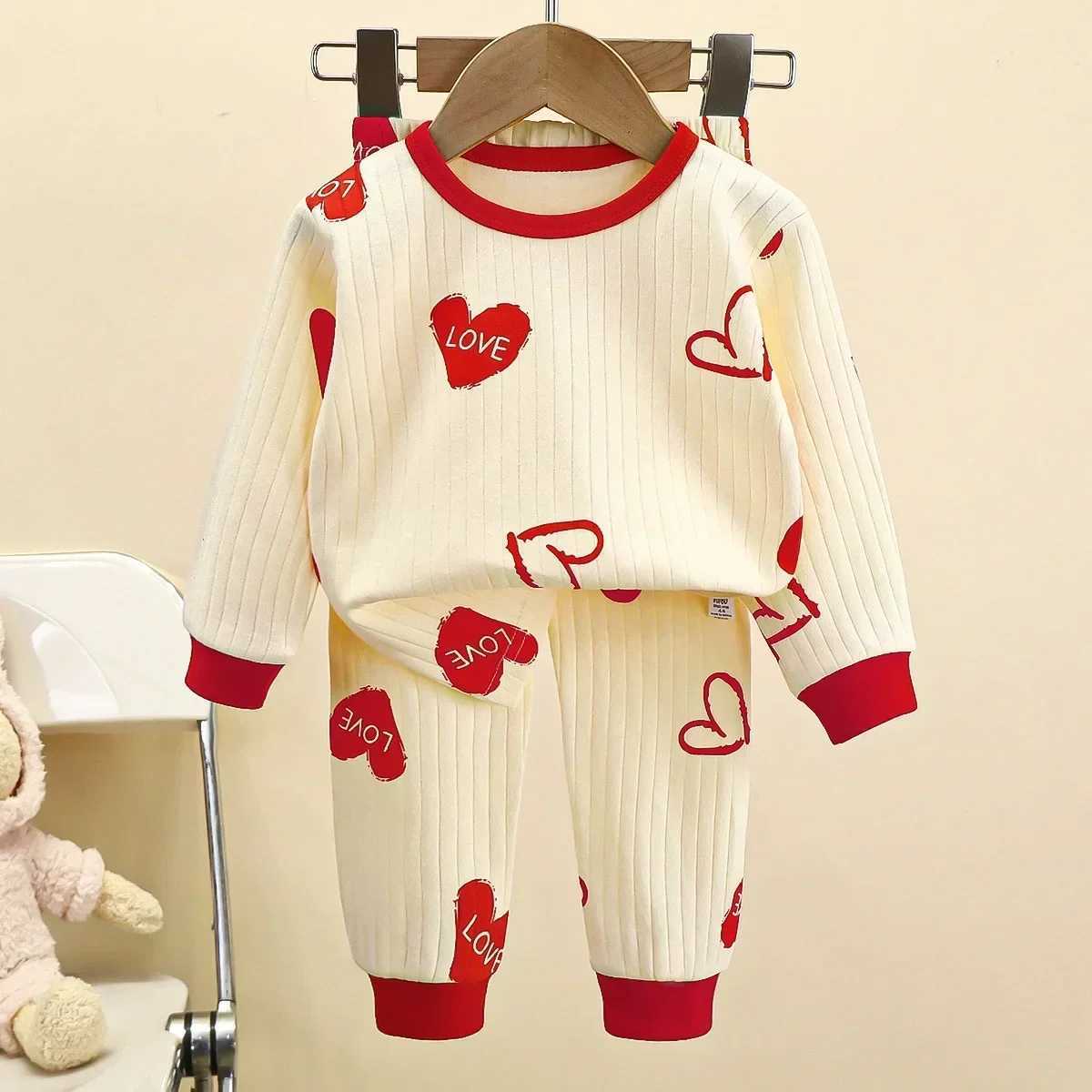 Childrens boys and girls pure cotton warm sleepwear cute cartoon long sleeved T-shirt+pants childrens baby autumn underwear set M250306