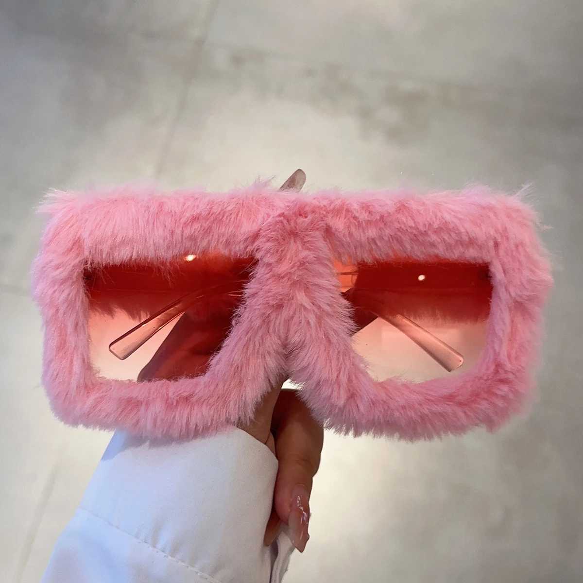 KAMMPT Oversized Plush Sunglasses Y2K Fluffy Square Punk Sun Glasses Trendy Novelty Decor Winter Shades for Christmas PartyXJ250306