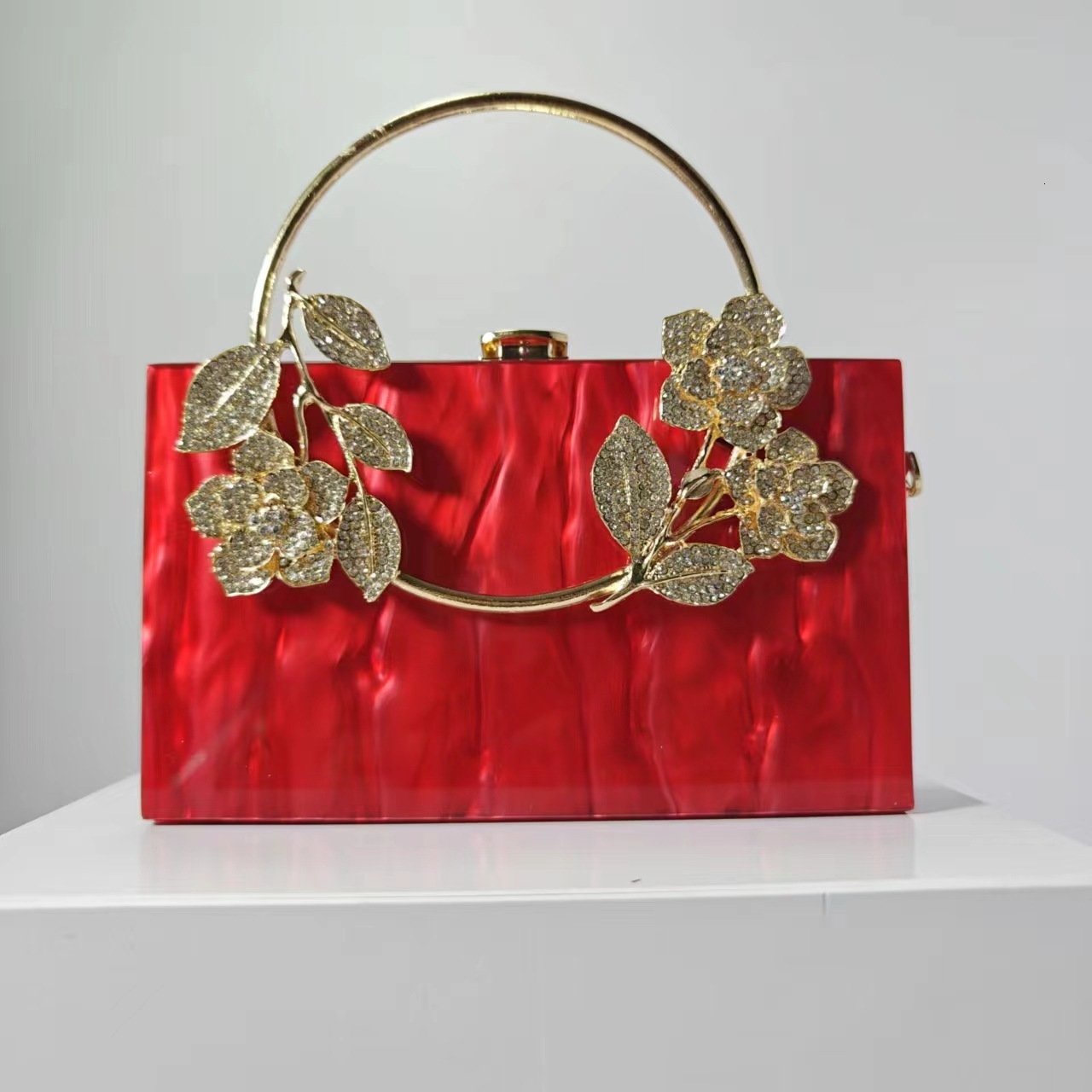 Ladies' New Flower Dinner Bag, One Shoulder Diagonal Cross , Chain Bag Vintage lucite evening bag