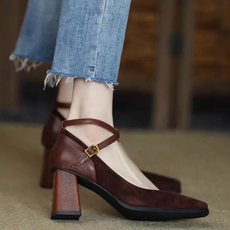 2025 Spring and Autumn New Fashion Square Toe Thick Heel Retro Matte Sexy Trendy Cross Buckle Women's Shoes