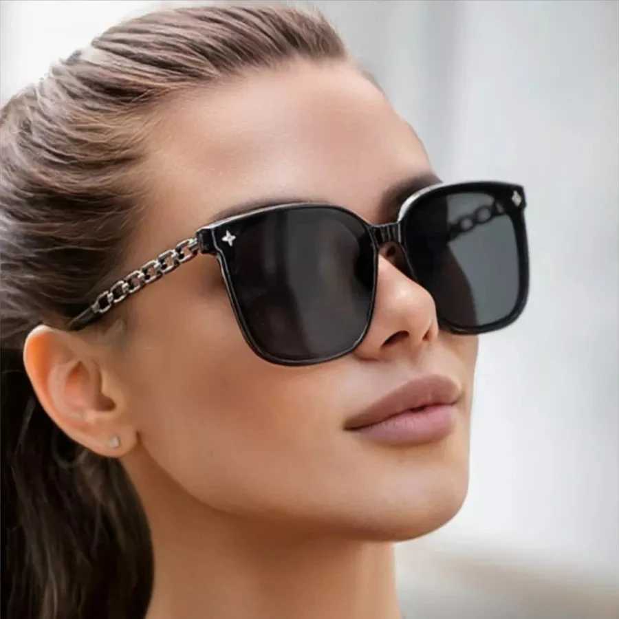 New Trendy Large Frame Womens Sunglasses Fashion Chain Glasses LegXJ250306