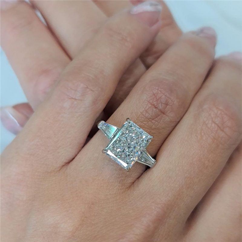 Jewelry 14K Solid Gold Classical Engagement Rings For Women 3.0CT IGI Certificate Radiant Cut Lab Diamond Wedding Gold Two Baguette Real Gold Ring