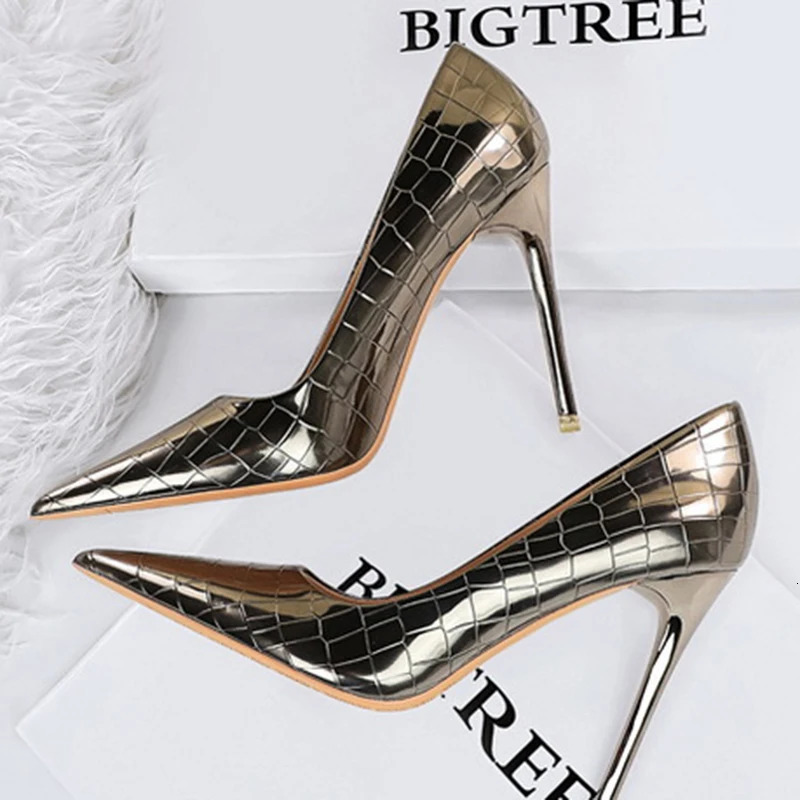 Pointed Super High Heels Pumps Metal Stone Pattern Retro Womens High Heels Sexy Shallow Mouth 250306