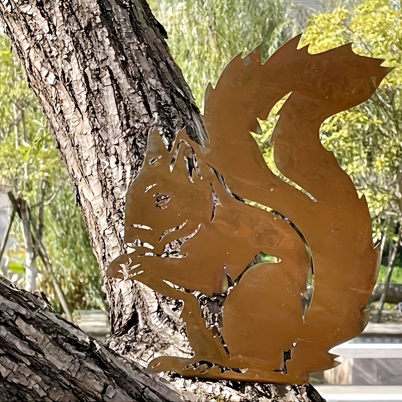 1 Piece Rustic Metal Squirrel Statue One Piece Rust Over Time Nature Inspired Crafts Garden Decorative Ground Plugs Metal Garden Ground Plugs