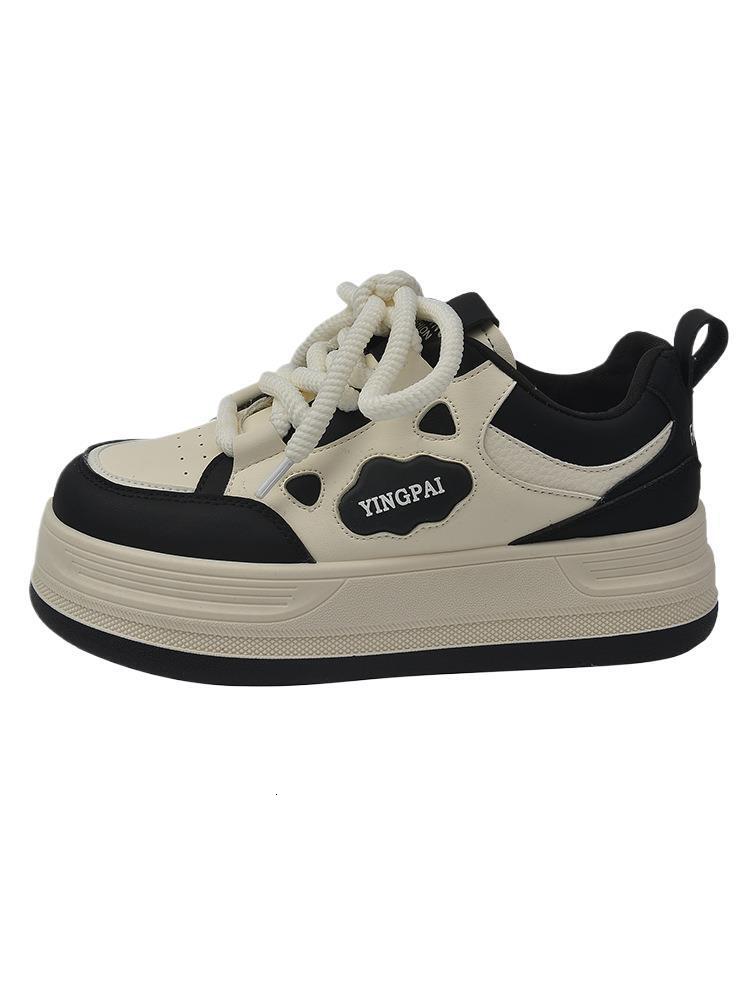 Designer Popular niche thick soled board shoes for women, versatile in spring and autumn, super popular white shoes, 2025 new Korean casual sports sho