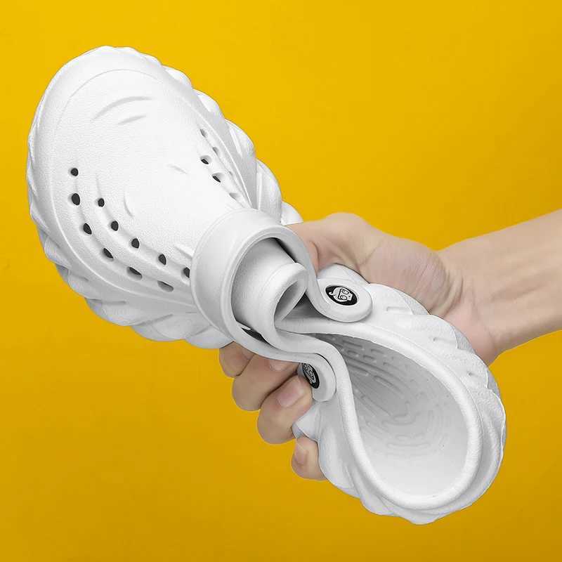 Mens Hole Casual Shoes Summer Non-Slip Outdoor Sandals Clogs Home Garden Beac Thick Bottom Soft Bottom Flat SlippersC250306