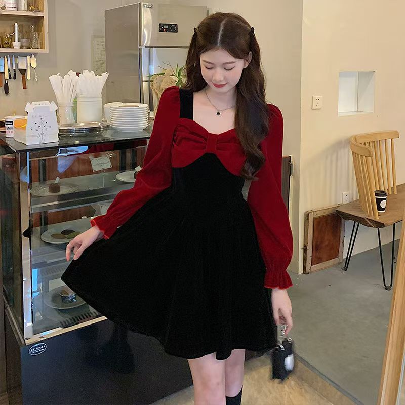 D4500 Spring Korean version of the popular long-sleeved princess loose large-size dress Thirteen Lines women's clothing
