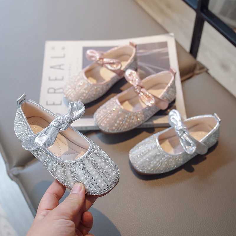 Girls Mary Jane 2023 Spring and Autumn New Children Round-toe Bow Flats Shine Sweet Princess Party Wedding Shows Leather ShoesT250306