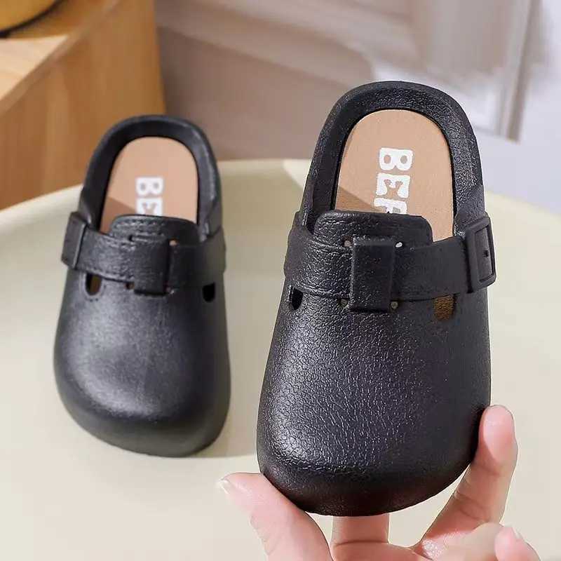 Girls Slippers Fashion Flat Bottom Childrens Boken Slippers Suitable for All Seasons Indoor Outdoor Comfortable Childrens SlipT250306