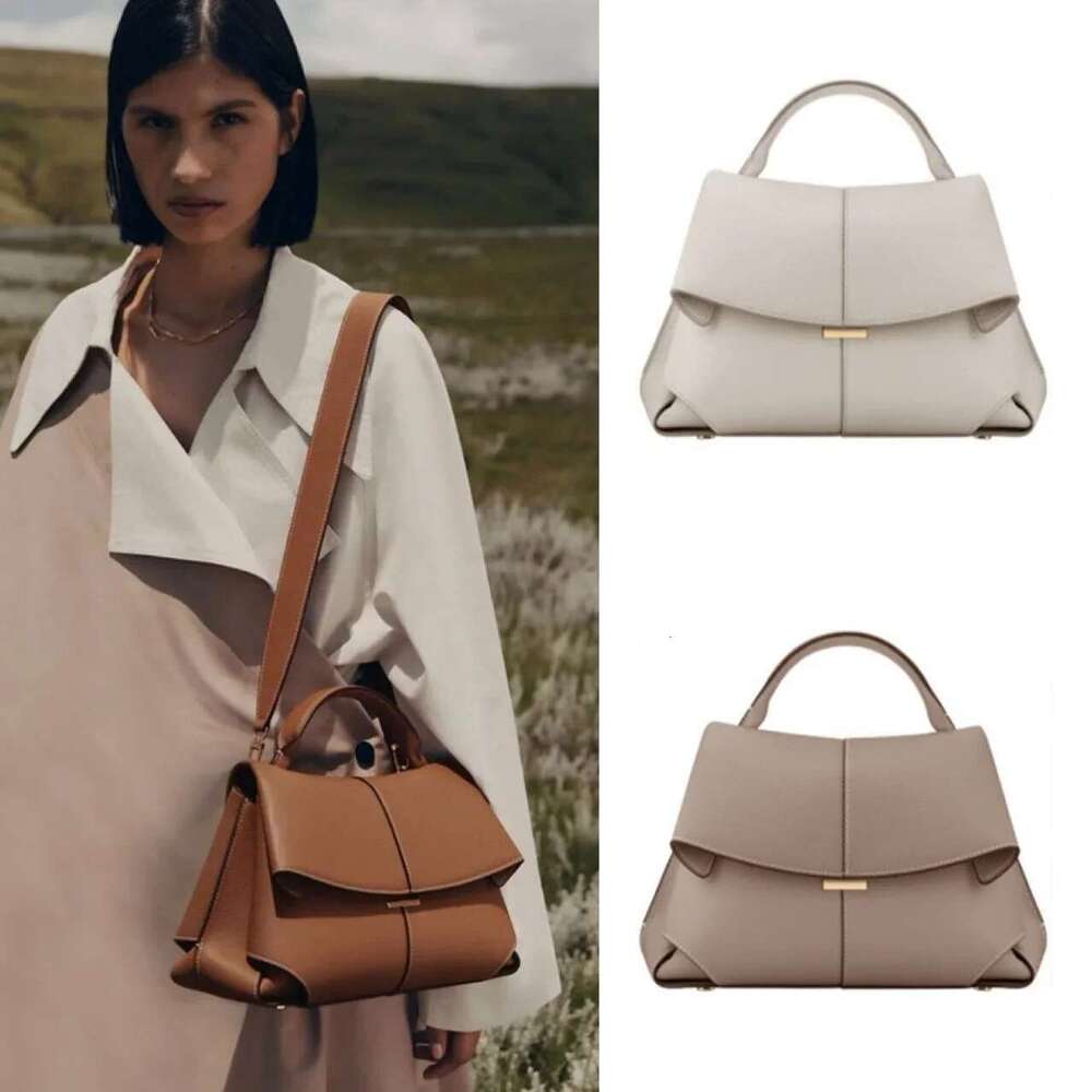 Hot Ins Light Brand Women's For Autumn And Winter 2025 New Designer High-End Pleated Shoulder Crossbody Handbag