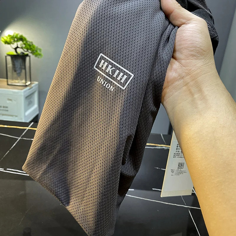 Ice Silk breathable ultra-thin soft short sleeve T-shirt MENS summer sports casual round neck loose fashion versatile top 250303