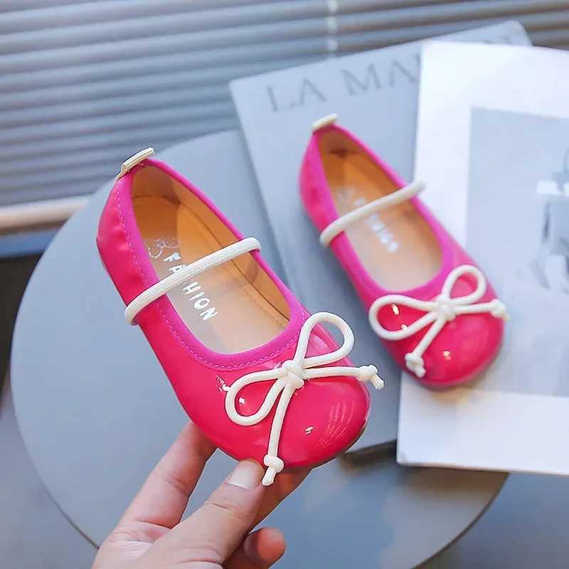 Size 21-36 Kids Flats Children Princess Shoes Spring Bright Colors Girls Mary Jane Shoes Baby Toddler Girl Shiny Leather ShoesT250306