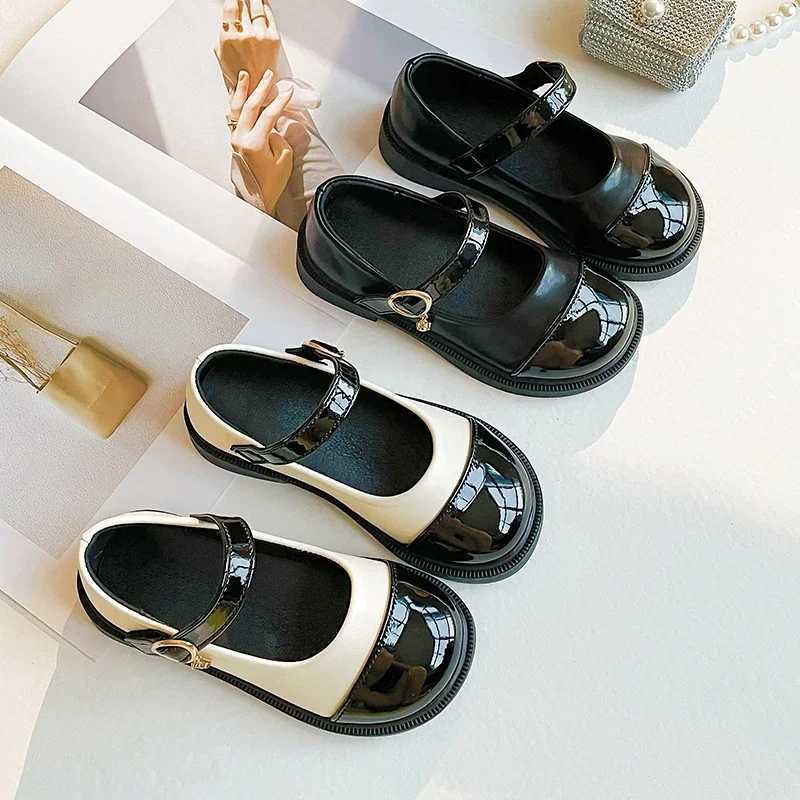 Children Leather Shoes Fashion Patent Leather Girls Flat Shoes Black White Vintage School 23-36 Toddler Kids Princess ShoesT250306