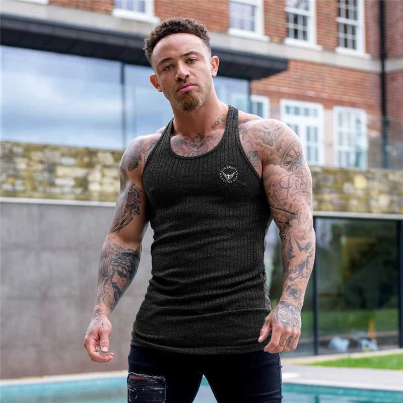 Running Sleeveless T Shirt Men Fitness Slim Fit Stringer Tank Top Male Sports Strips Fashion Singlet Summer Knitted Gym ClothingT250318