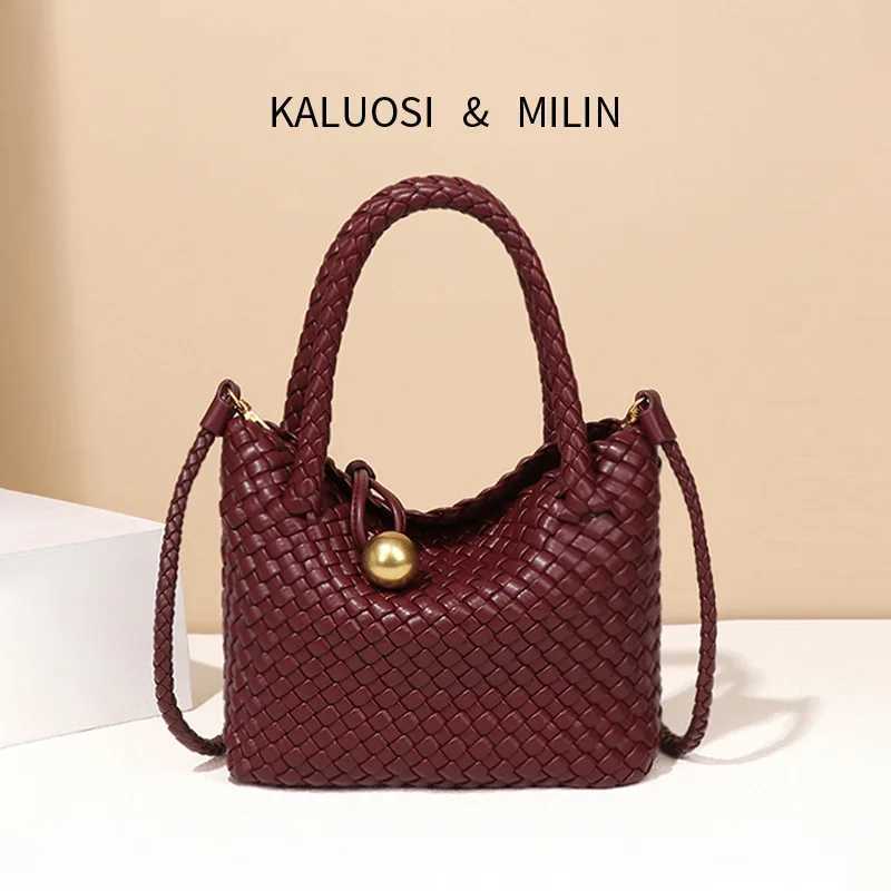Advanced womens bag niche crescent bag solid color fashion bag hand woven cross body bag unique temperature womens bag Y250306