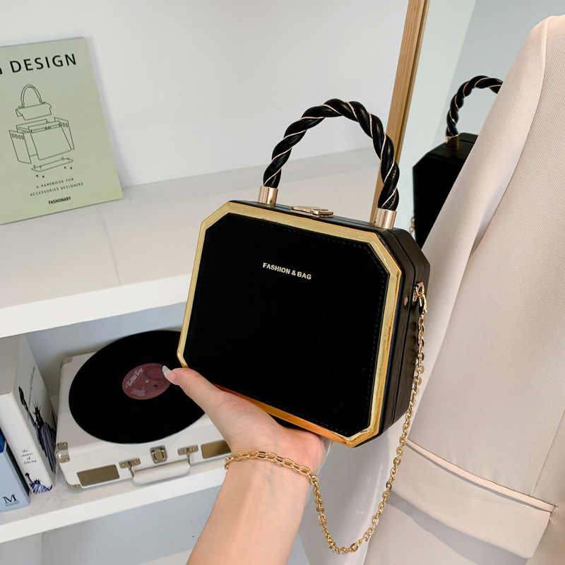 Box Niche Design Fashionable Women's 2023 New Chain Handbag Versatile Shoulder Bag