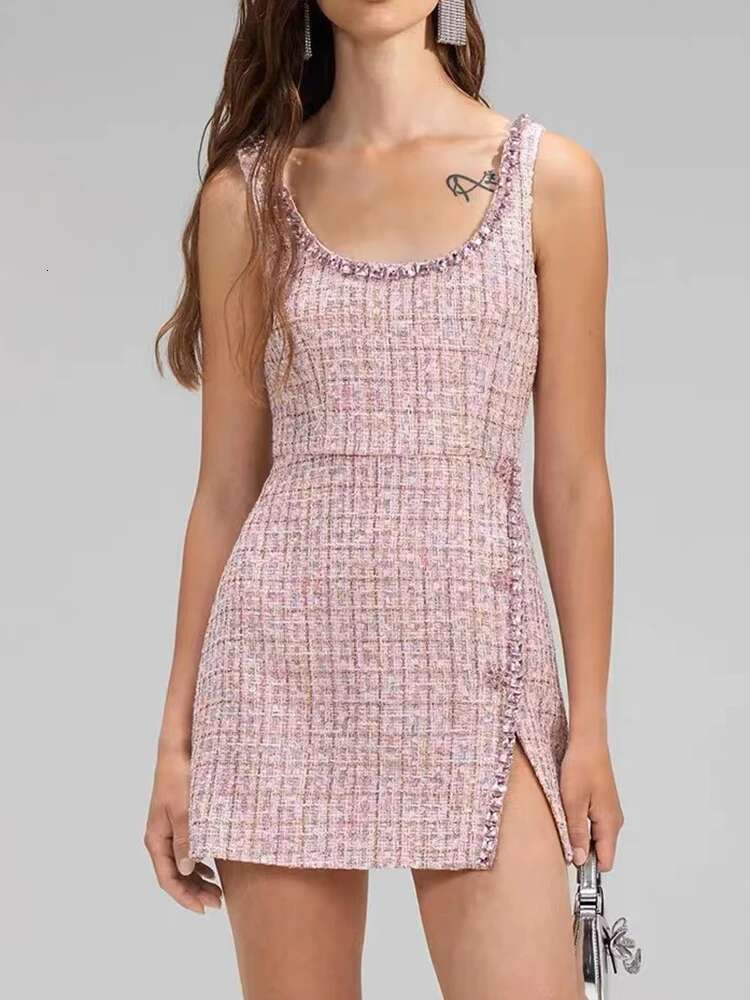Spring Autumn New Temperament Tweed Mini Dress Women Sexy U-Neck Plaid Knit Hem Split Skirt Dia Button Tank Robe Ladies