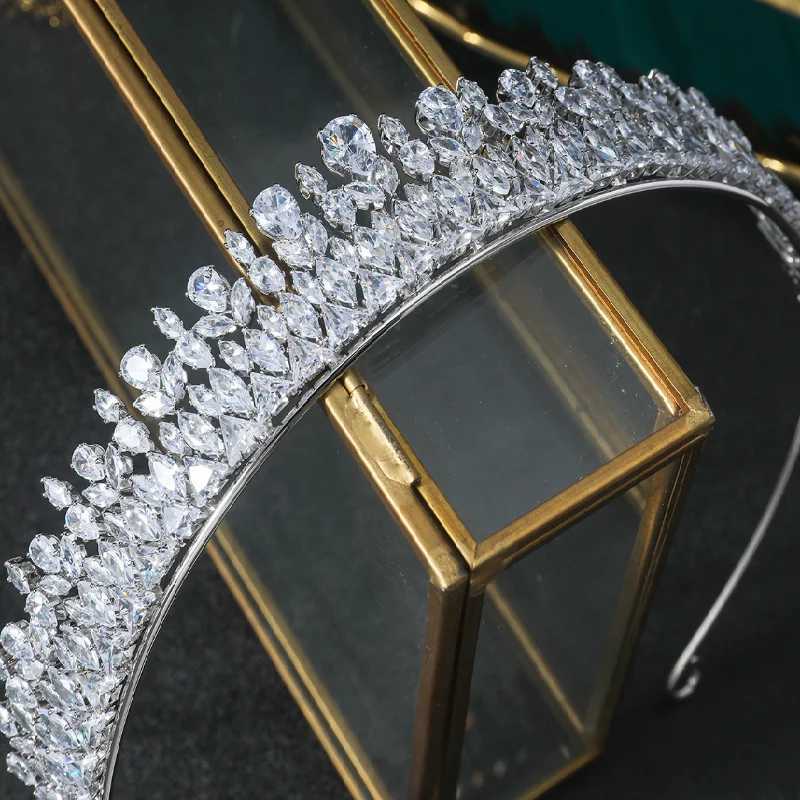 Luxury Wedding Crown Tiaras Bridal CZ Zirconia Bridal Crown Band Wen Girl Birthday Party Diadem Pr Hair Jewelry X250306