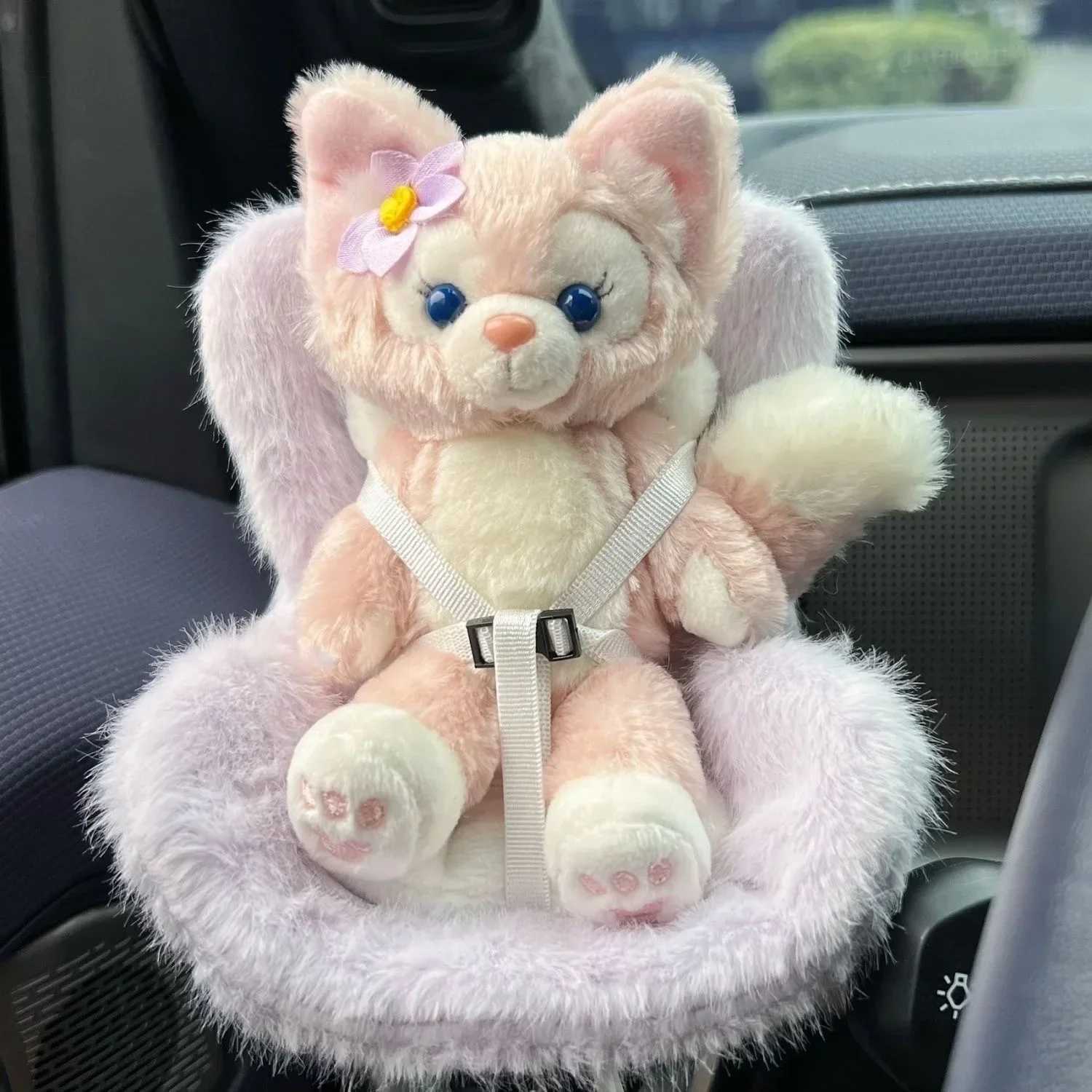 new 15-17cm doll Seat Labubu Doll Safety Seat Cute Doll Air Outlet Aromatherapy decoration high-grade Car Interior DecorationT250306