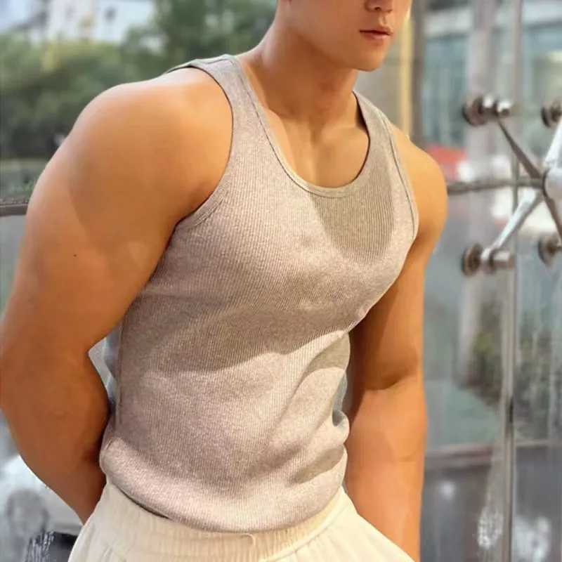 Mens Fitness Vest Cotton Breathable Vertical Striped Sleeveless Tops Solid Color Sports Casual Tank Gym Muscular Men ClothesT250318