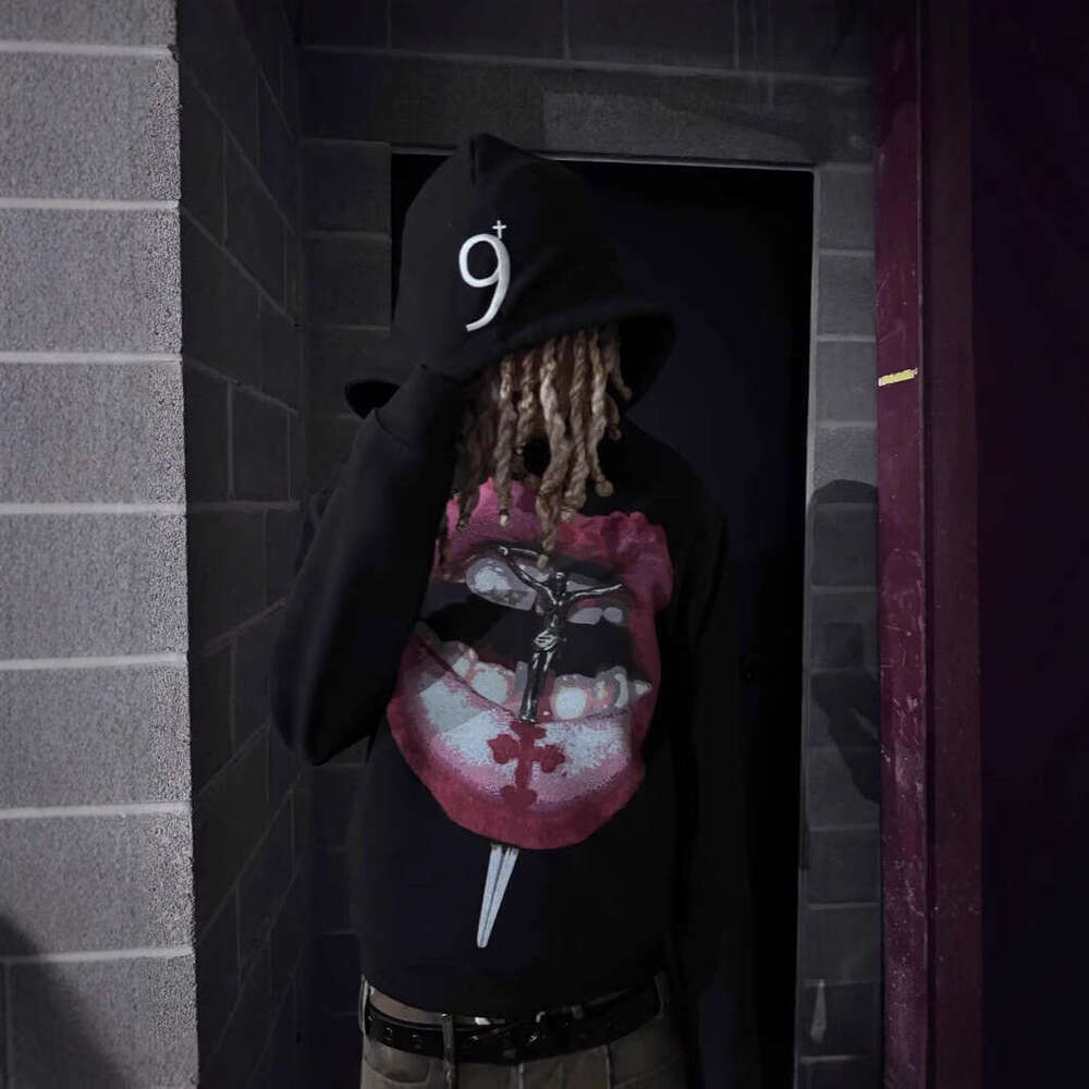 2025 new design with large lip print pattern, loose and trendy personality hoodie sweatshirt