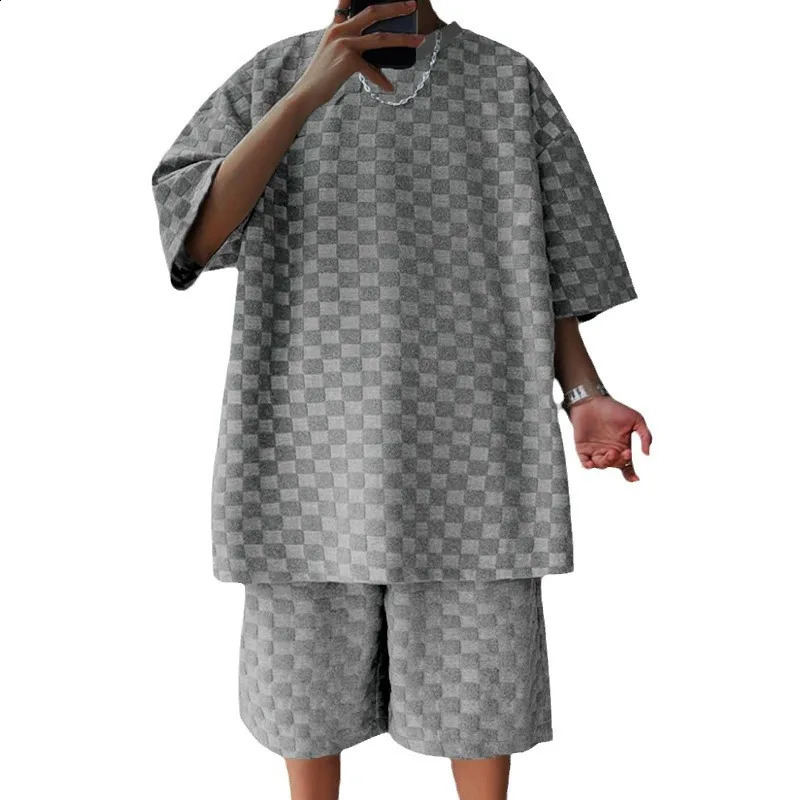 European and American Oversized Fashion Mens Summer Chessboard Plaid Loose Sports and Leisure Two-Piece Set 250303