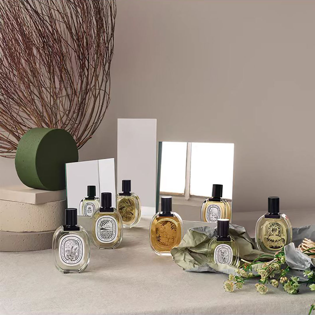 neutral perfume spray 75 ml Eau Rose tempo Eau duelle EDP floral fruity notes charming smell and fast delivery