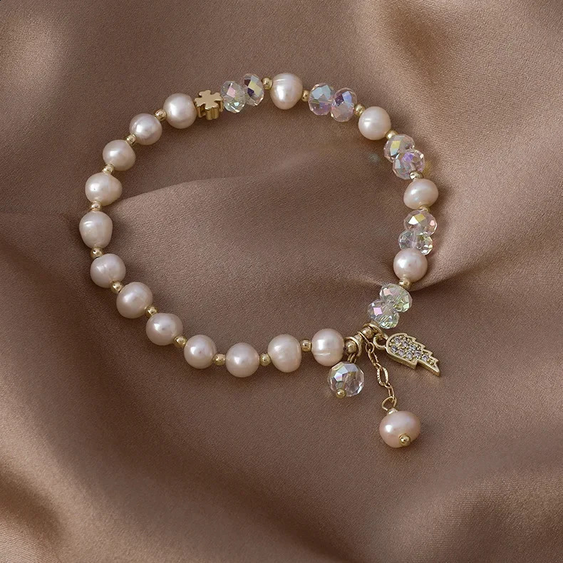 Fashion Freshwater Pearl Bracelet Women's Exquisite Baroque Crystal Bracelet Student Girlfriend Ins Niche Wing Crystal Bracelet
