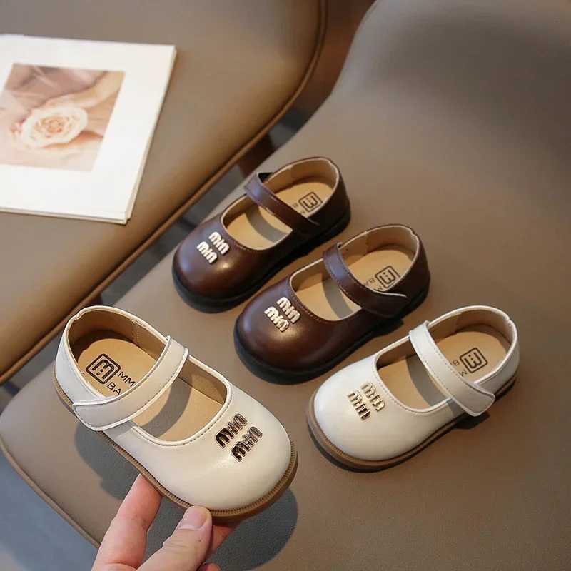 Fashion Children Round Toe Metal Leather Shoes Princess Cute Kids Non-slip Comfortable Kindergarten Baby Girl Daily Casual ShoesT250306