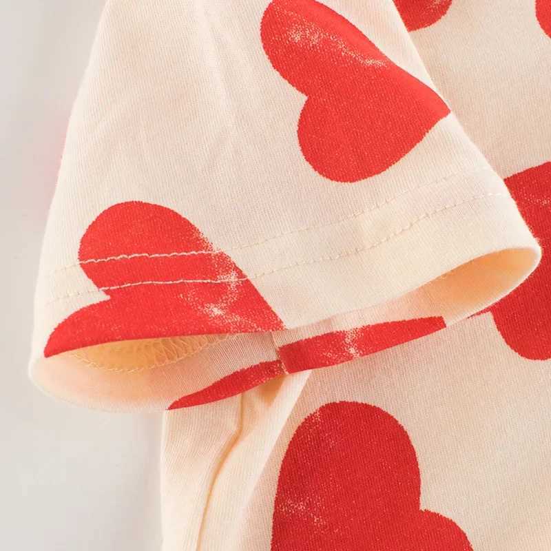 2-8T Heart Print Girls T Shirt Summer Toddler Kid Baby Clothes Short Sleeve Cotton Tshirt Childrens Cute Tee Top Infant OutfitT250306