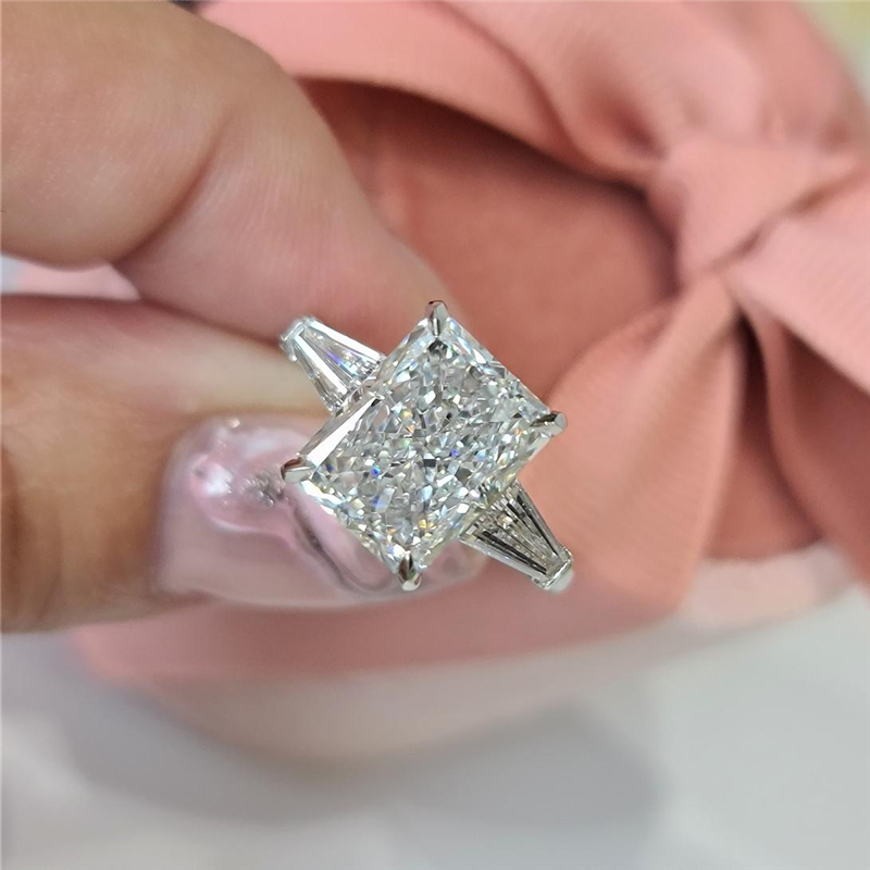 Jewelry 14K Solid Gold Classical Engagement Rings For Women 3.0CT IGI Certificate Radiant Cut Lab Diamond Wedding Gold Two Baguette Real Gold Ring